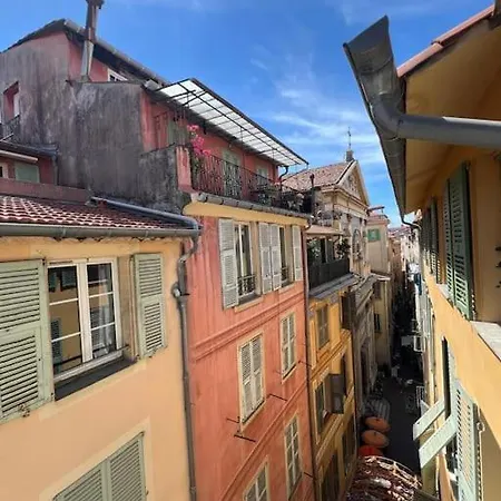 Ideal Au Coeur Du Vieux Apartment Nizza